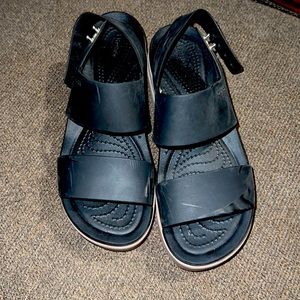 Crocs platforms size 8